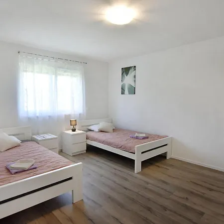 Comfortable With Pool Villa *