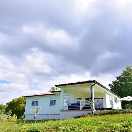 Comfortable With Pool Villa *