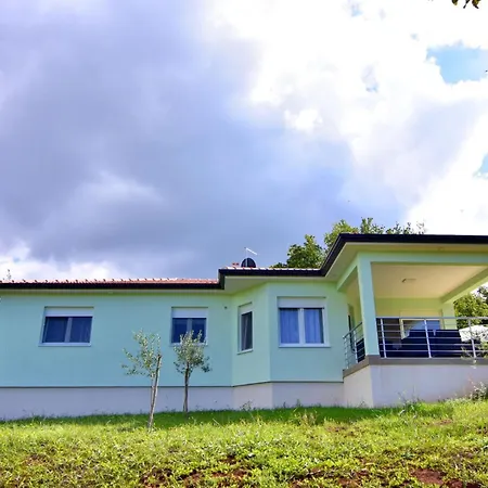 Comfortable With Pool Villa *