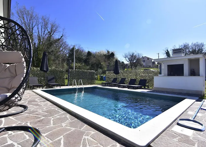 فيلة Comfortable With Pool *