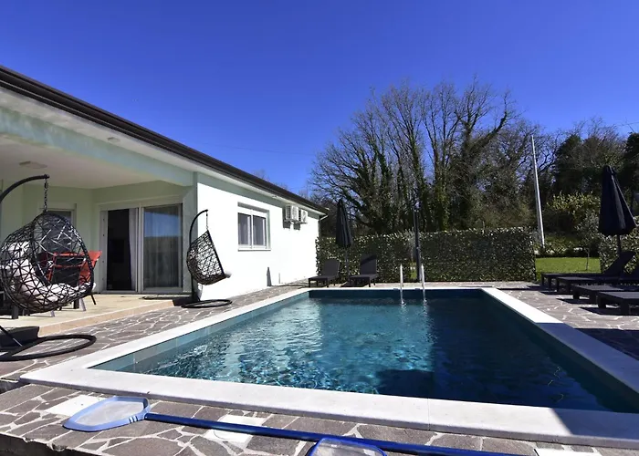 Comfortable With Pool